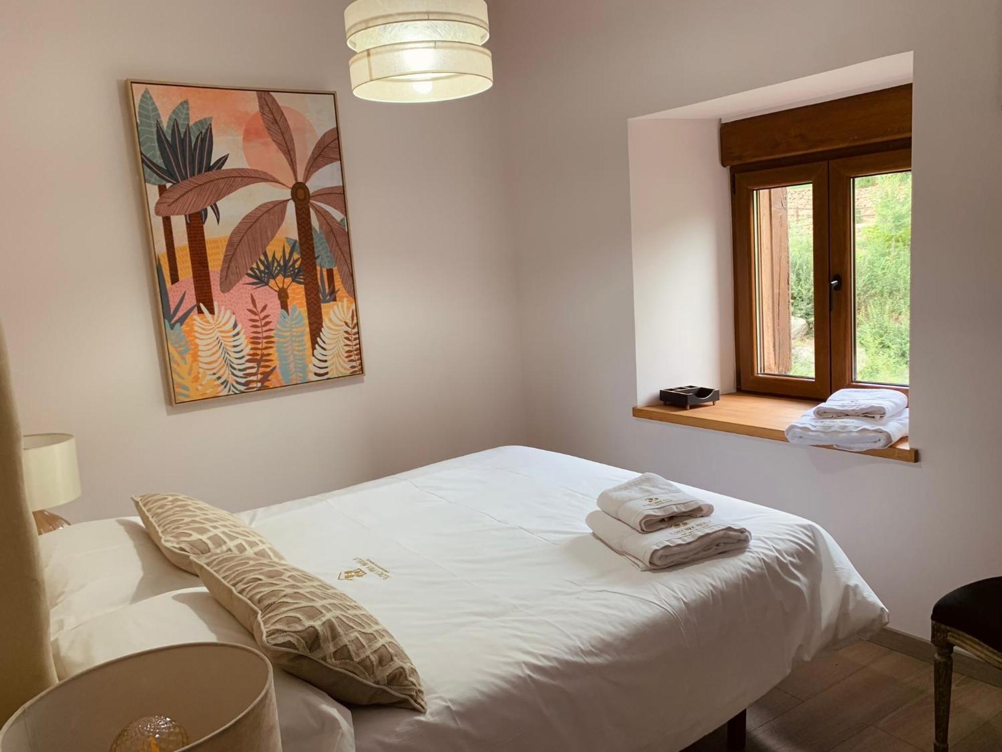 Apartamentos En El Valle Del Jerte Flores Para Angela Cabezuela Del Valle Eksteriør bilde