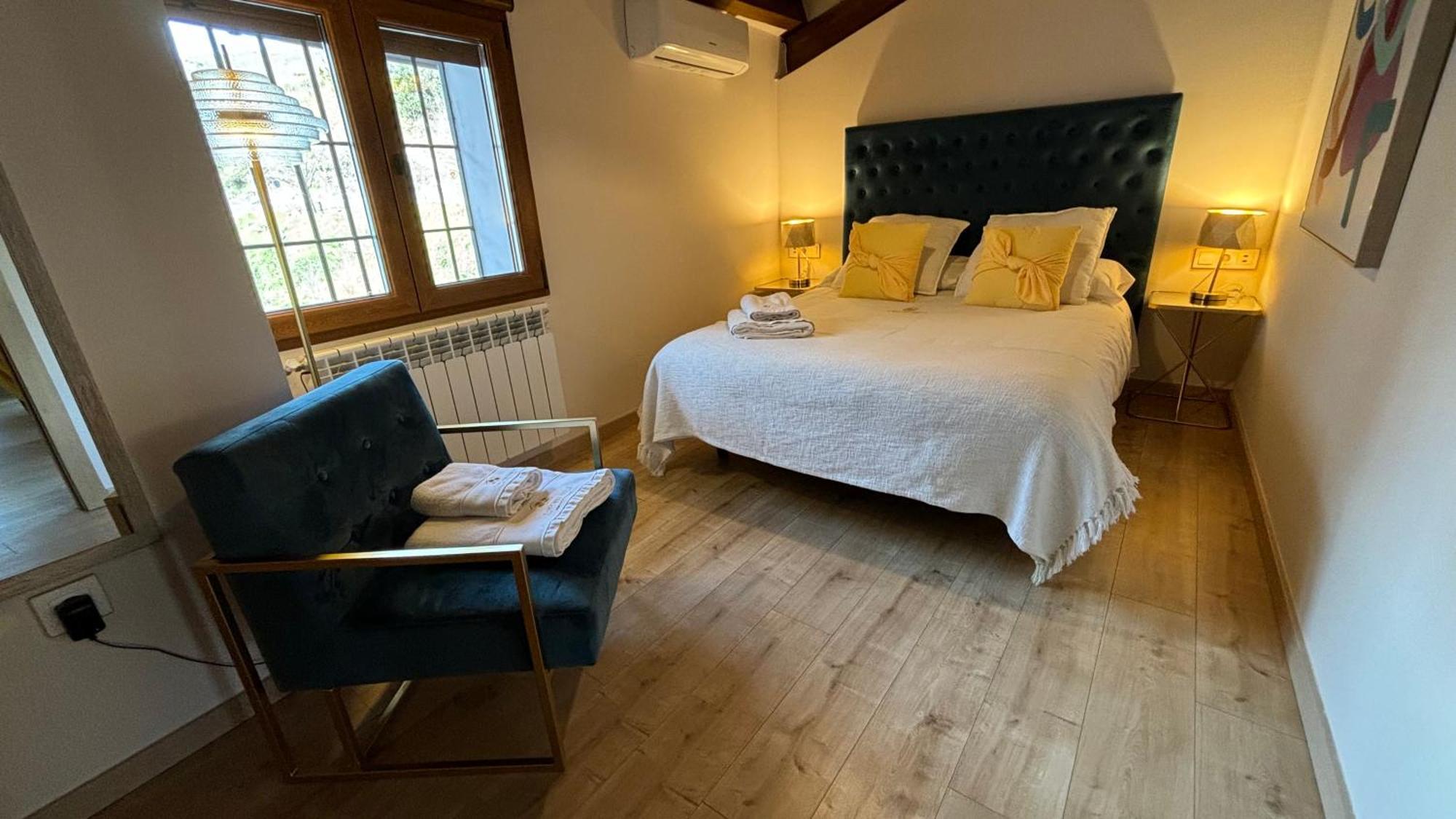Apartamentos En El Valle Del Jerte Flores Para Angela Cabezuela Del Valle Eksteriør bilde